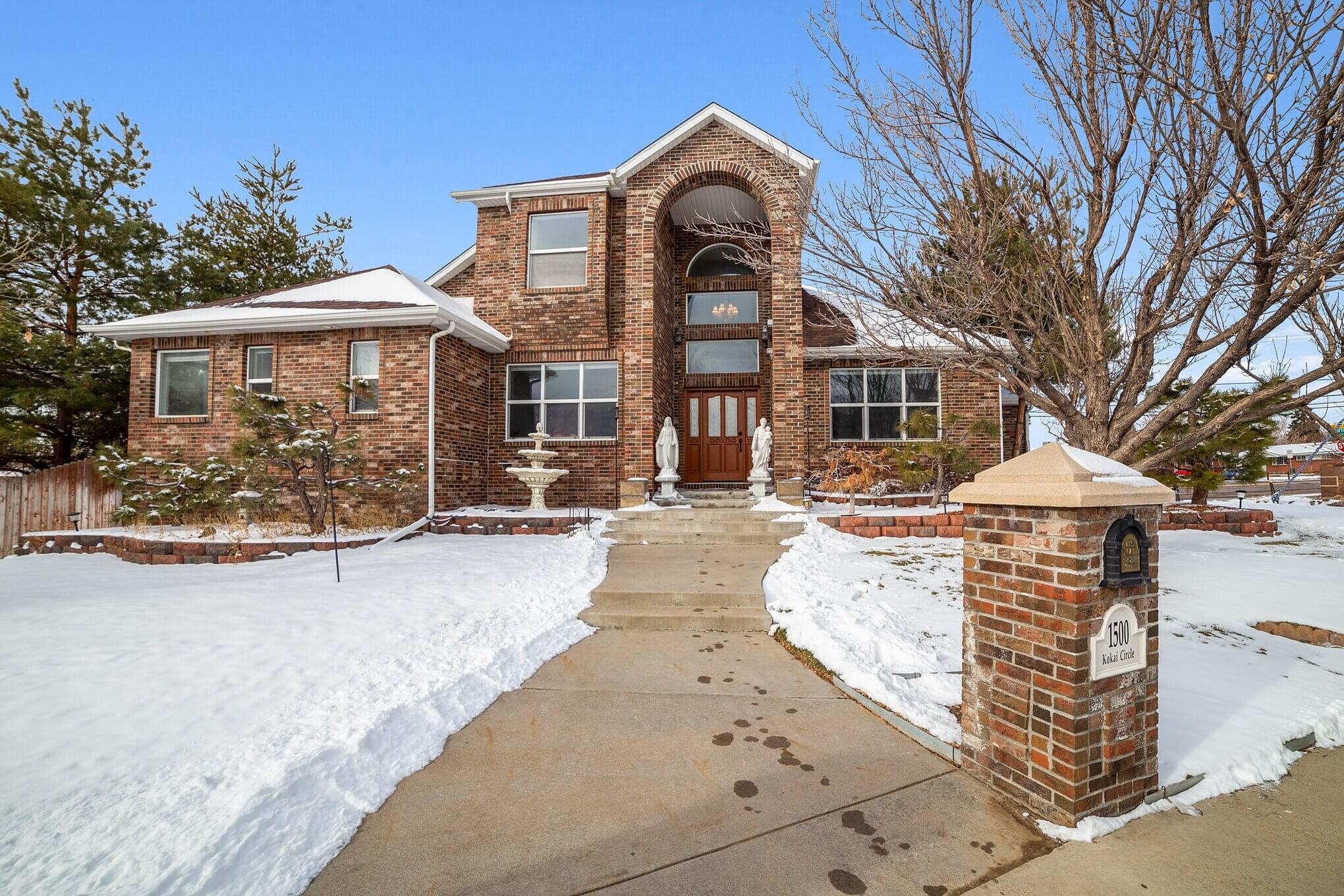 outdoor real estate videography