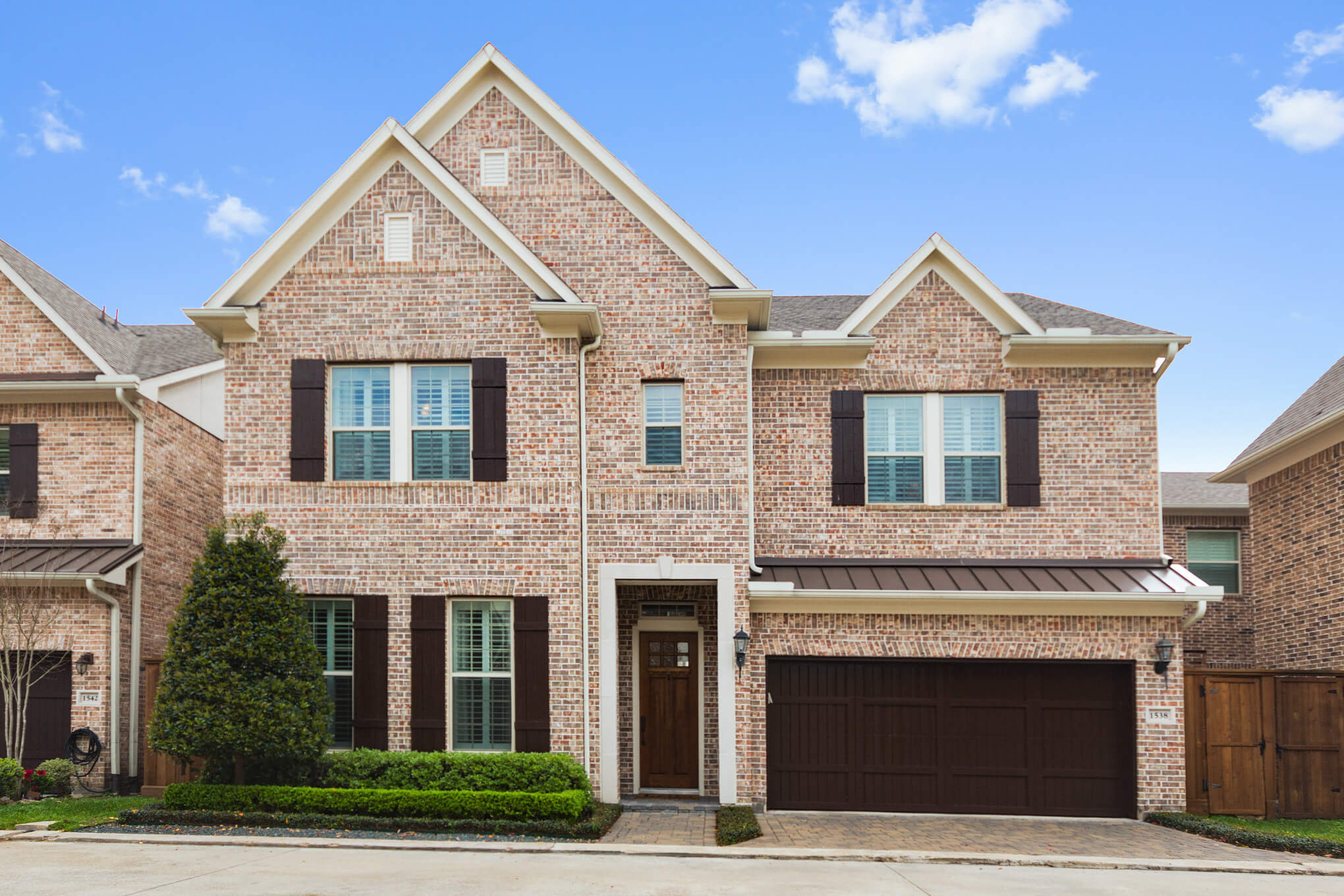 Hire a real estate photographer Houston, TX